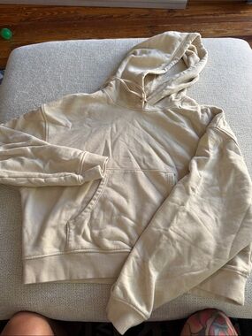 FLEO Cream Pullover Hoodie Sweatshirt